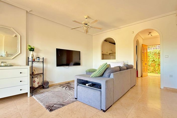 Image No.5-2 Bed Townhouse for sale