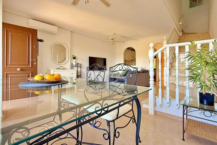 Image No.8-2 Bed Townhouse for sale