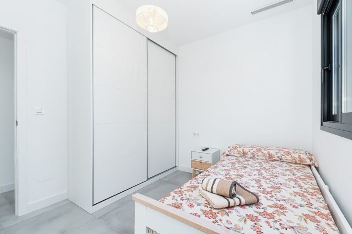 Image No.19-3 Bed Villa for sale