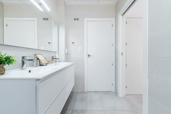 Image No.21-3 Bed Villa for sale