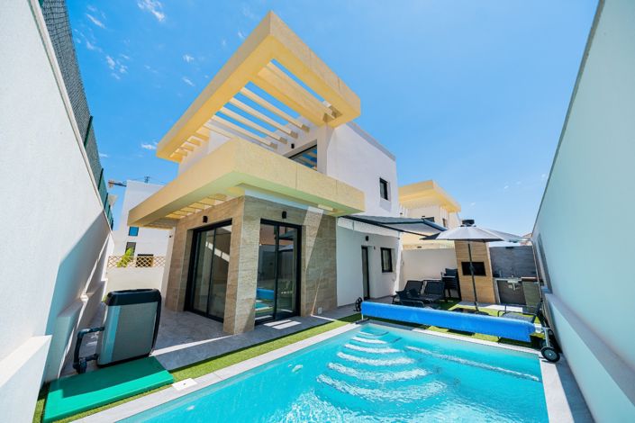 Image No.37-3 Bed Villa for sale