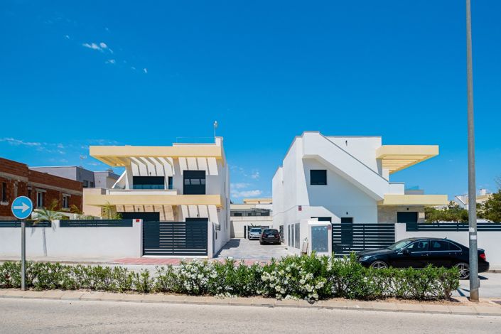 Image No.41-3 Bed Villa for sale