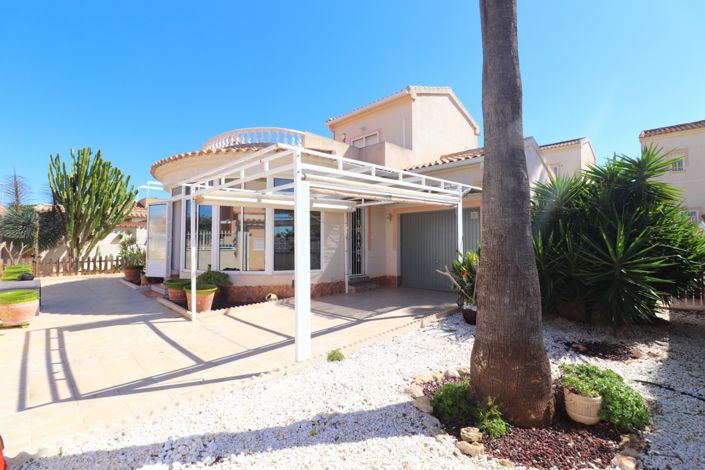 Image No.5-2 Bed Villa for sale