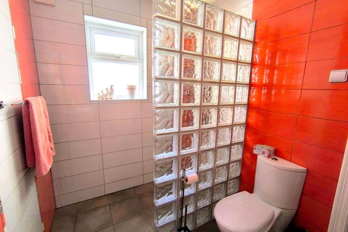 Image No.17-3 Bed Villa for sale