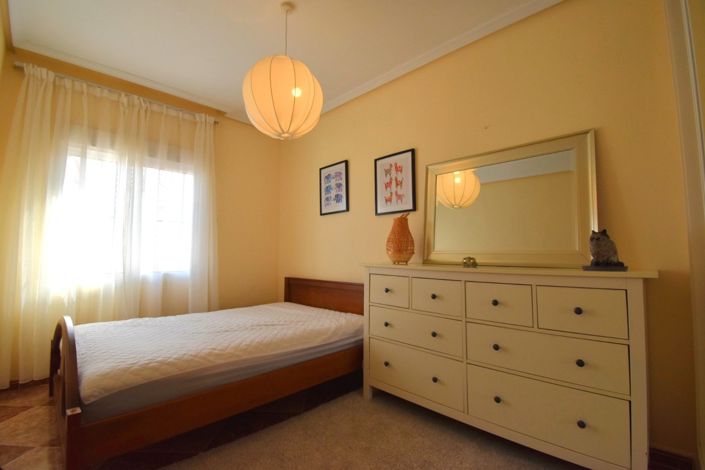 Image No.15-3 Bed Townhouse for sale