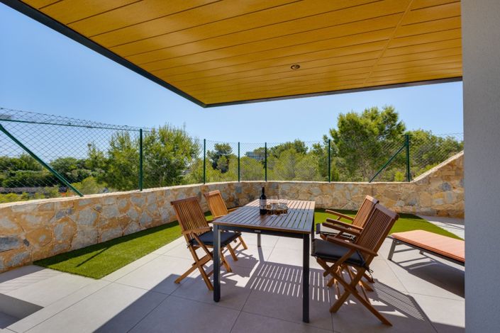 Image No.27-2 Bed Property for sale