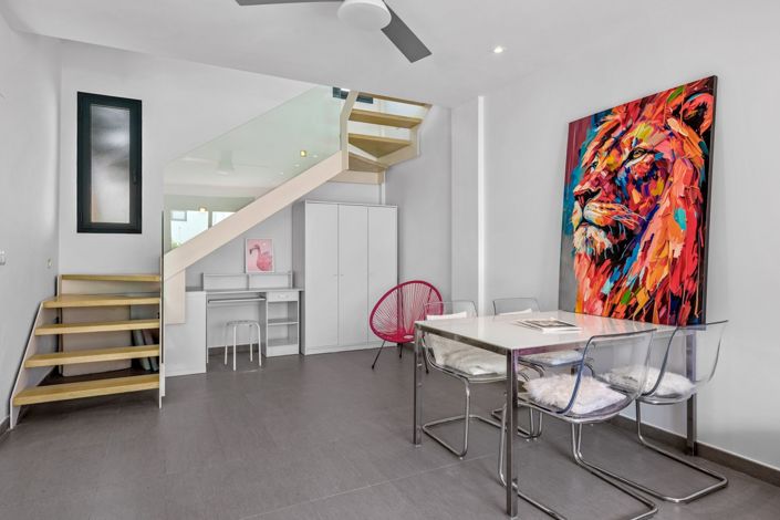 Image No.17-2 Bed Villa for sale