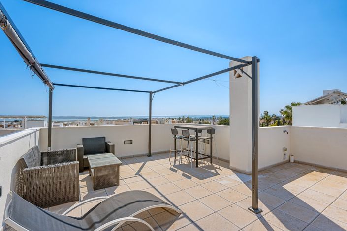 Image No.27-2 Bed Villa for sale