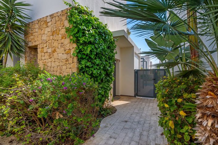 Image No.29-2 Bed Villa for sale