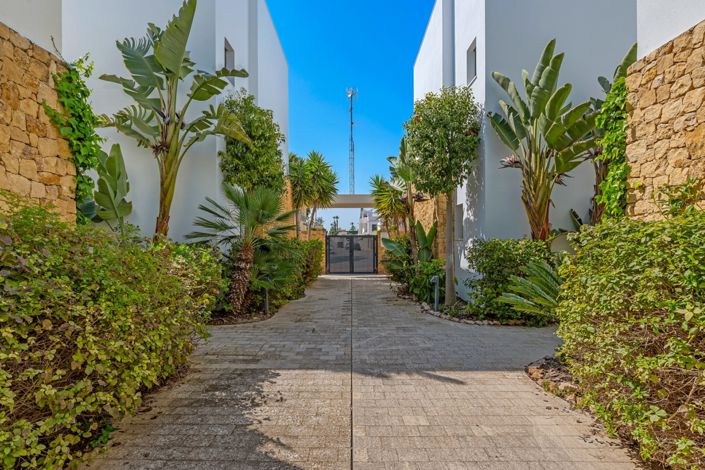 Image No.30-2 Bed Villa for sale