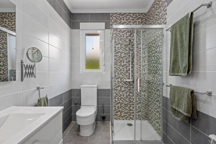 Image No.20-3 Bed Villa for sale