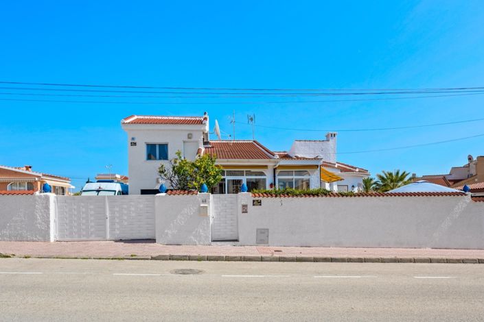 Image No.40-3 Bed Villa for sale
