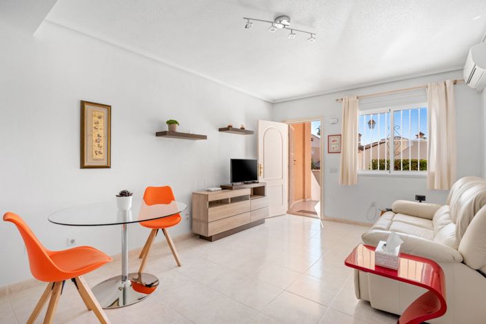 Image No.4-2 Bed Townhouse for sale