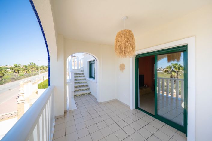 Image No.27-2 Bed Property for sale