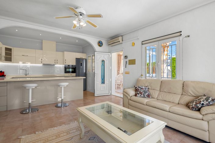 Image No.7-2 Bed Villa for sale