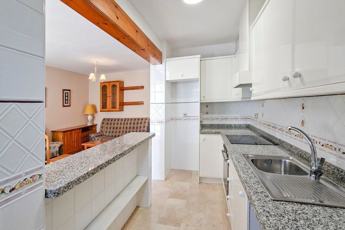 Image No.2-2 Bed Townhouse for sale