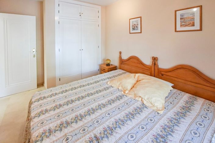 Image No.7-2 Bed Townhouse for sale