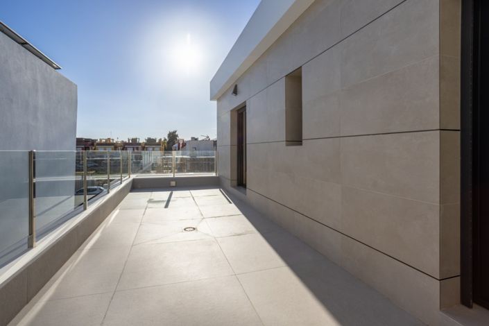 Image No.40-4 Bed Villa for sale