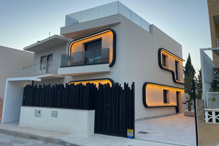 Image No.35-4 Bed Villa for sale