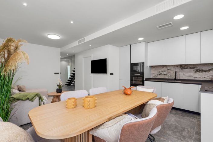 Image No.9-4 Bed Villa for sale