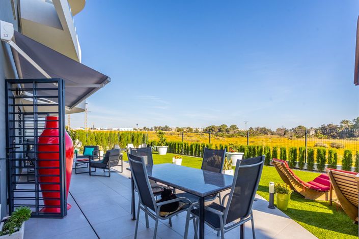 Image No.30-2 Bed Property for sale