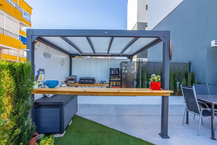 Image No.33-2 Bed Property for sale