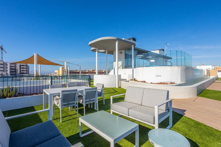 Image No.44-2 Bed Property for sale