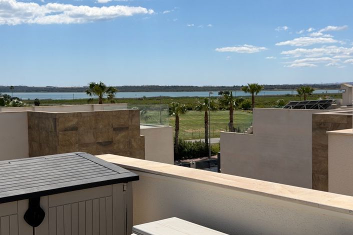 Image No.29-3 Bed Villa for sale