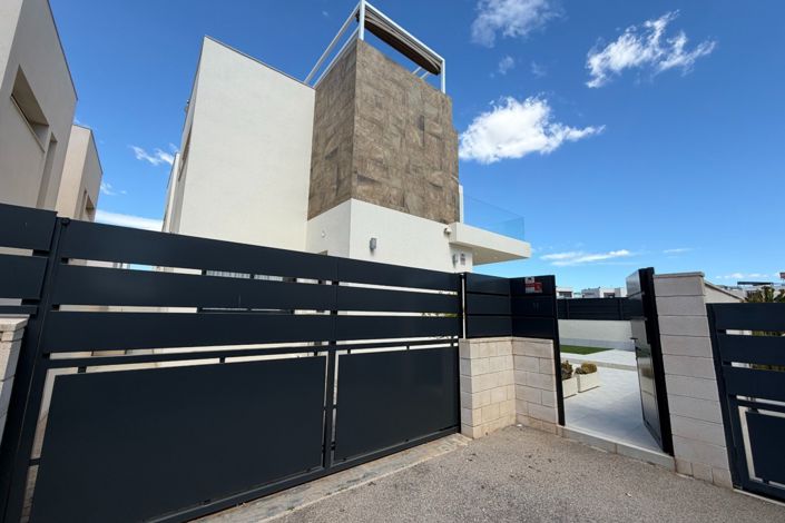 Image No.33-3 Bed Villa for sale