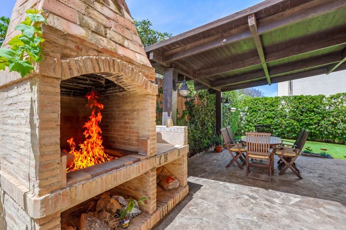 Image No.10-6 Bed Villa for sale