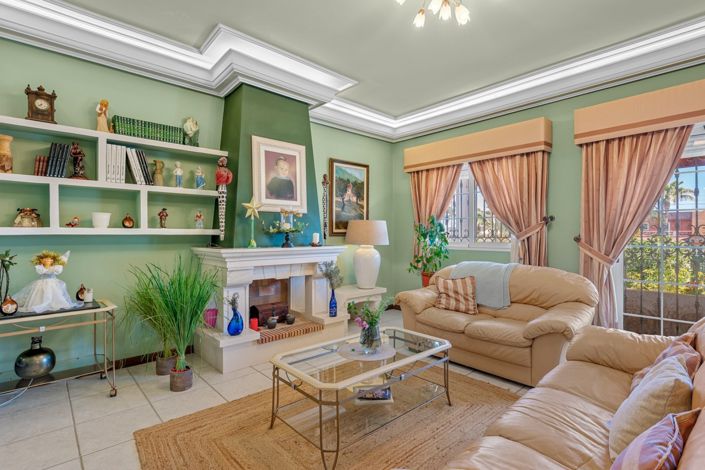 Image No.16-6 Bed Villa for sale