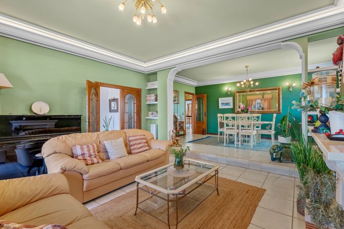 Image No.17-6 Bed Villa for sale