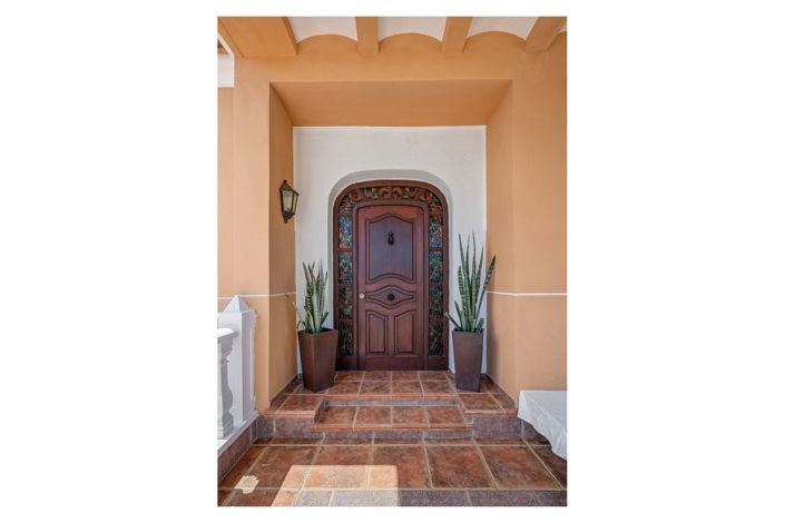 Image No.3-6 Bed Villa for sale