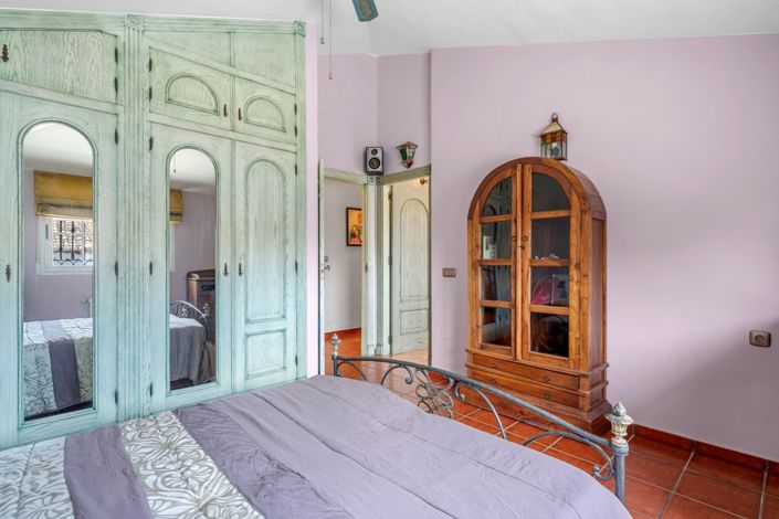 Image No.39-6 Bed Villa for sale