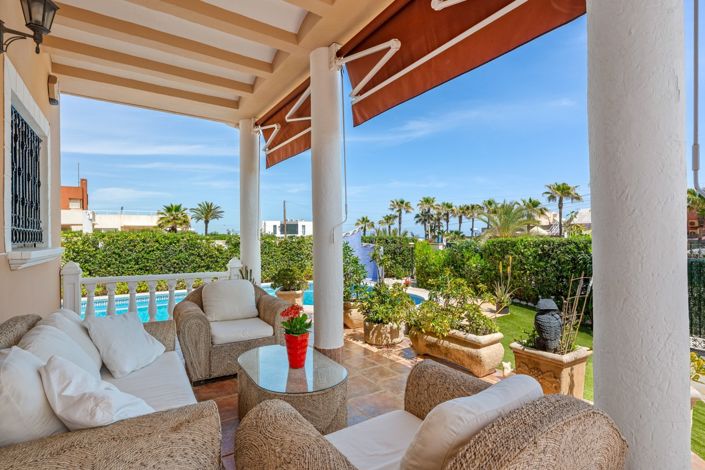 Image No.4-6 Bed Villa for sale