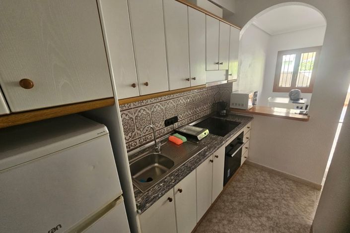 Image No.4-2 Bed Property for sale