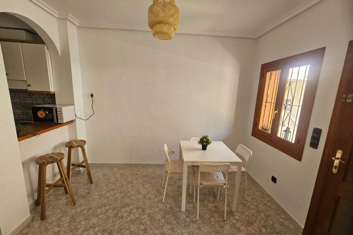 Image No.5-2 Bed Property for sale