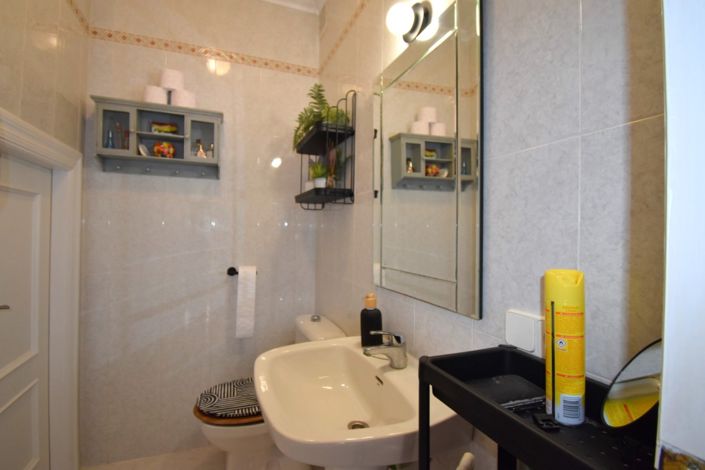 Image No.15-3 Bed Quad for sale