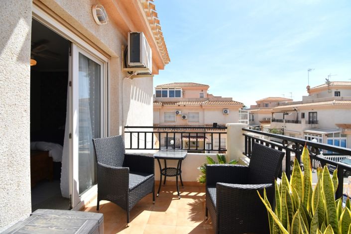 Image No.24-3 Bed Quad for sale