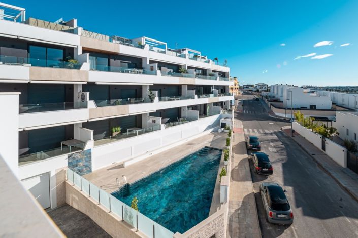 Image No.2-2 Bed Property for sale