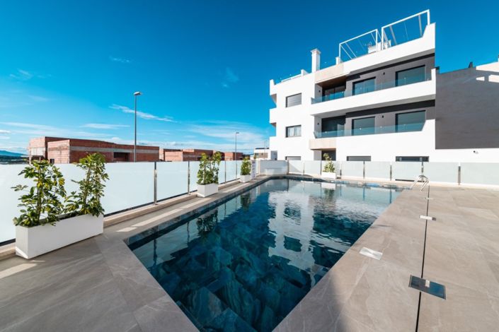 Image No.7-2 Bed Property for sale