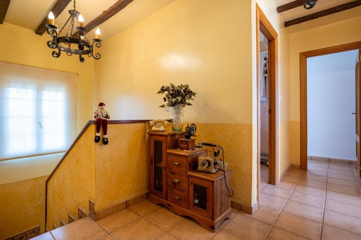 Image No.20-5 Bed Villa for sale