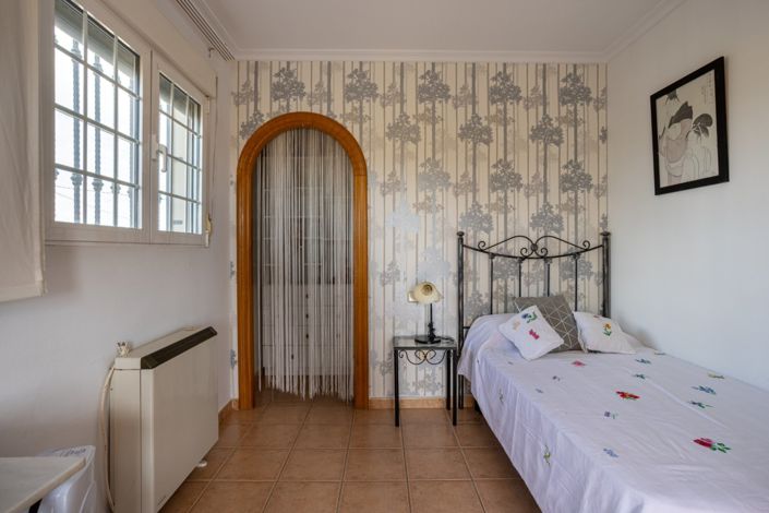 Image No.27-5 Bed Villa for sale