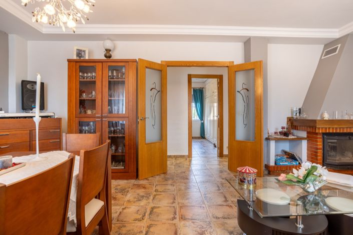 Image No.7-5 Bed Villa for sale