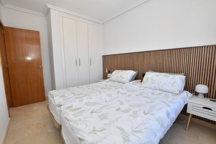 Image No.29-2 Bed Property for sale