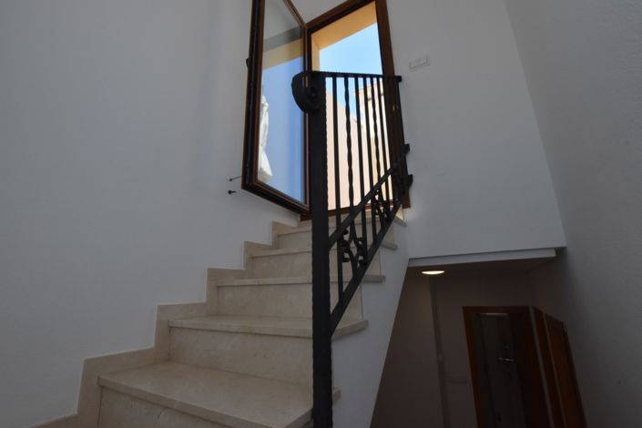 Image No.37-2 Bed Property for sale