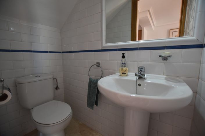 Image No.49-2 Bed Property for sale