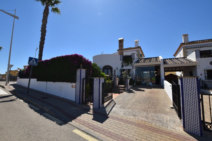 Image No.47-3 Bed Villa for sale