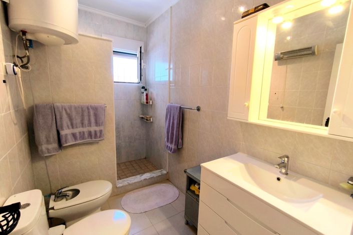 Image No.12-2 Bed Villa for sale