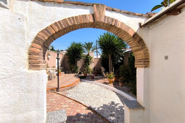 Image No.15-2 Bed Villa for sale